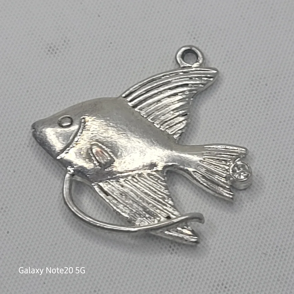 Vintage Angelfish Sterling Silver Aquarium Tropical Fish Charm Pendant - 3.45g